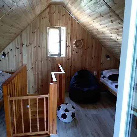 Wiktoria Morska18 Lodge