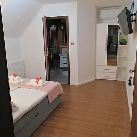 Lodge Wiktoria Morska18 *