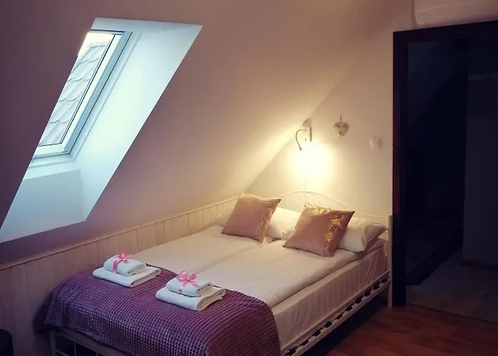 Wiktoria Morska18 Lodge *